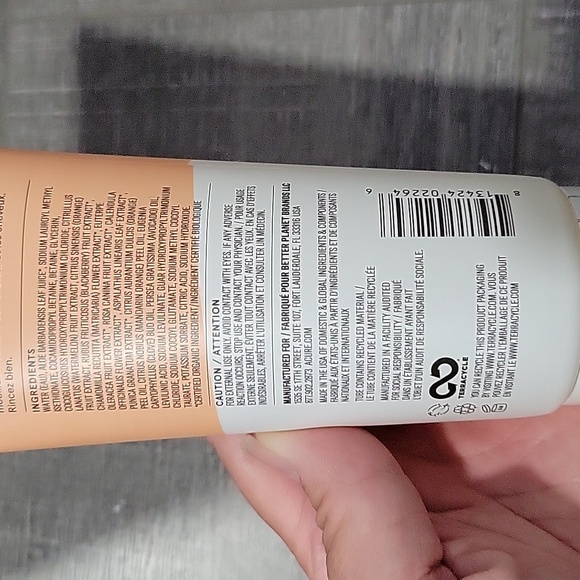 Lot of Acure Daily Workout Watermelon & Blood Orange Shampoo and Conditioner - Picture 6 of 11